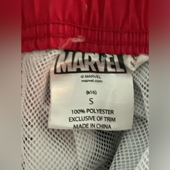 Marvel Swimming Short Size small - Picture 5 of 5